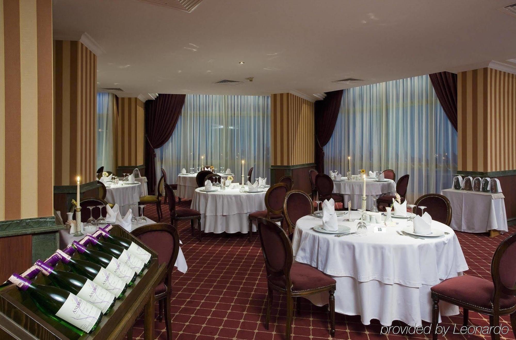 Hotel Anemon Grand Manisa Restaurace fotografie